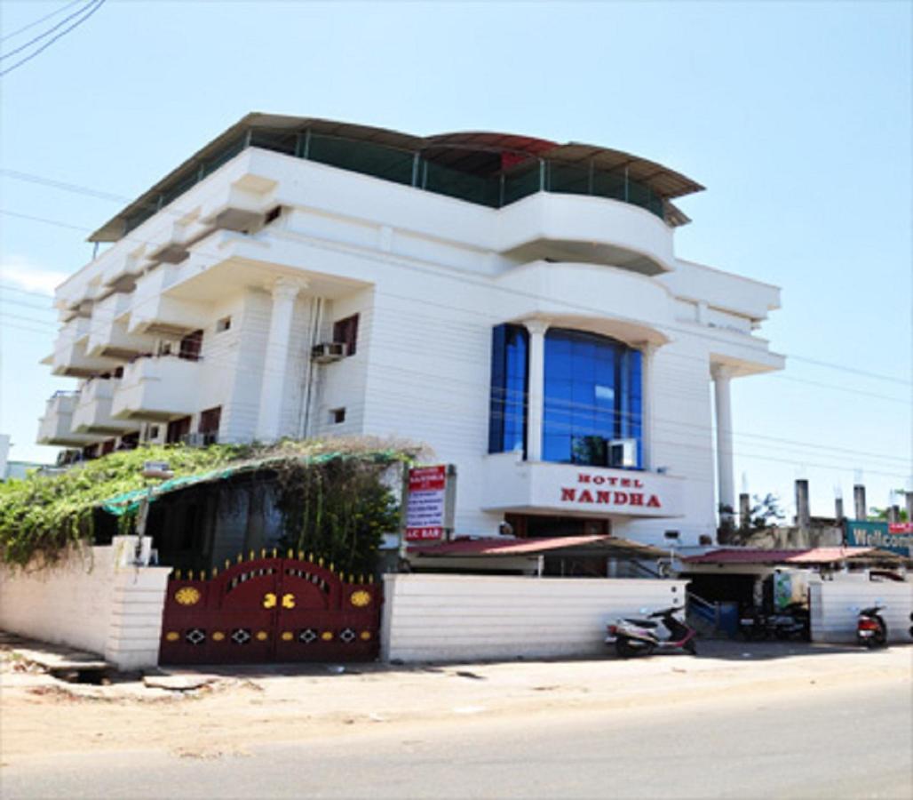 Hotel Nandha Karaikal Extérieur photo